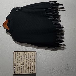 Daisy Fuentes Black w/Gray Knitted Poncho Sz. S